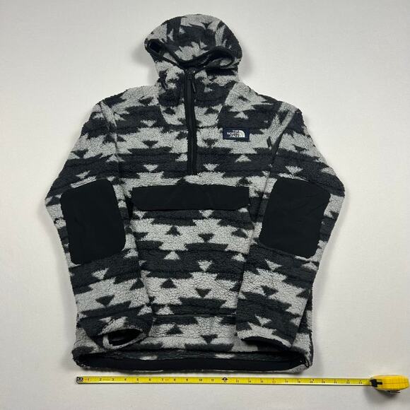 The North Face Aztec Print Sherpa Fleece Hoodie - Picture 6 of 6
